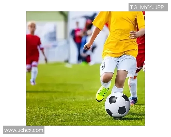 足球明星咬耳朵瞬间大揭秘精彩视频合集带你回顾那些令人捧腹的时刻